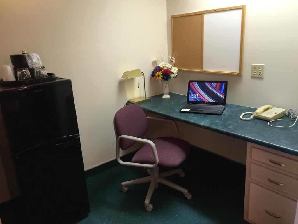 Americas Best Value Inn&Suites - Bluffton Habitación foto
