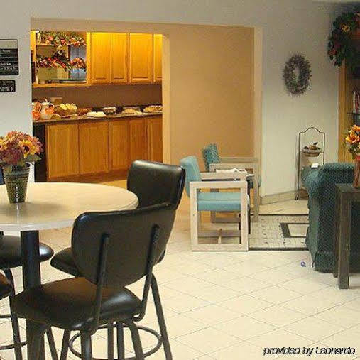 Americas Best Value Inn&Suites - Bluffton Habitación foto