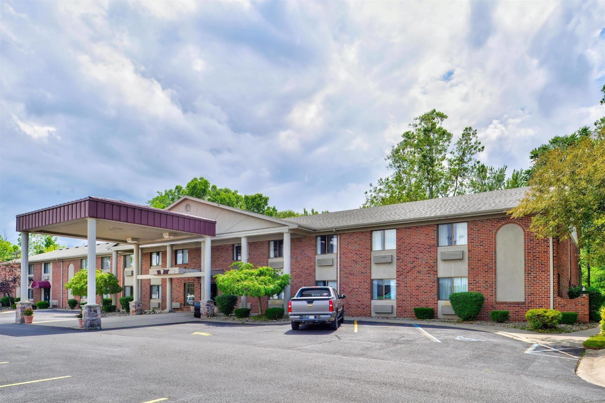 Americas Best Value Inn&Suites - Bluffton Exterior foto